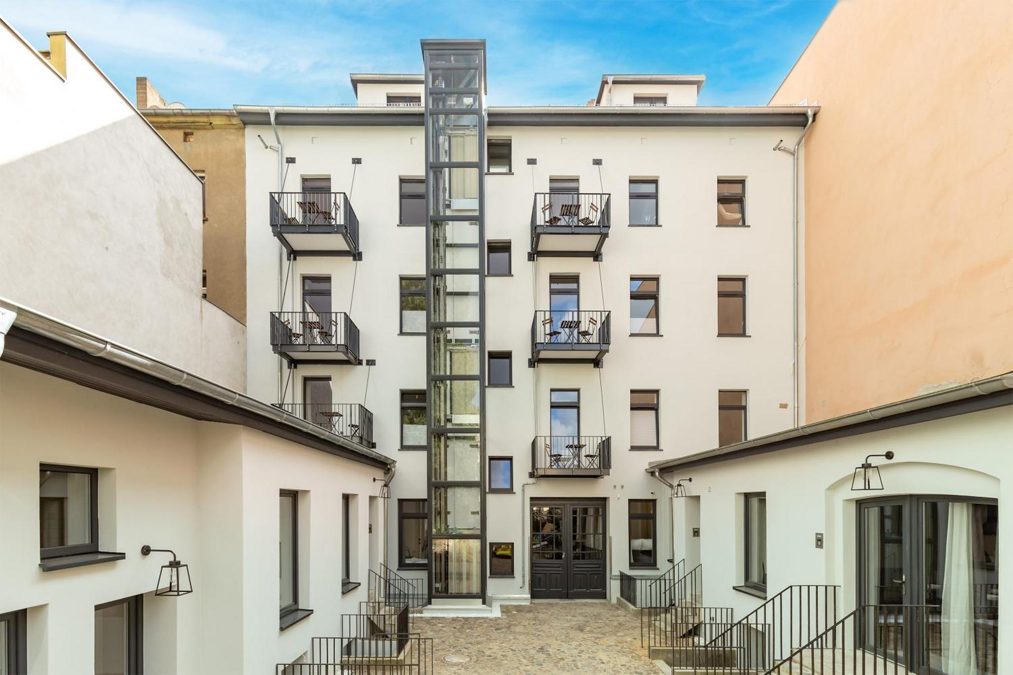 Coolest Apartment In Berlin, Easy Check-In, Close To Center, Black & White Maisonette #6 Buitenkant foto