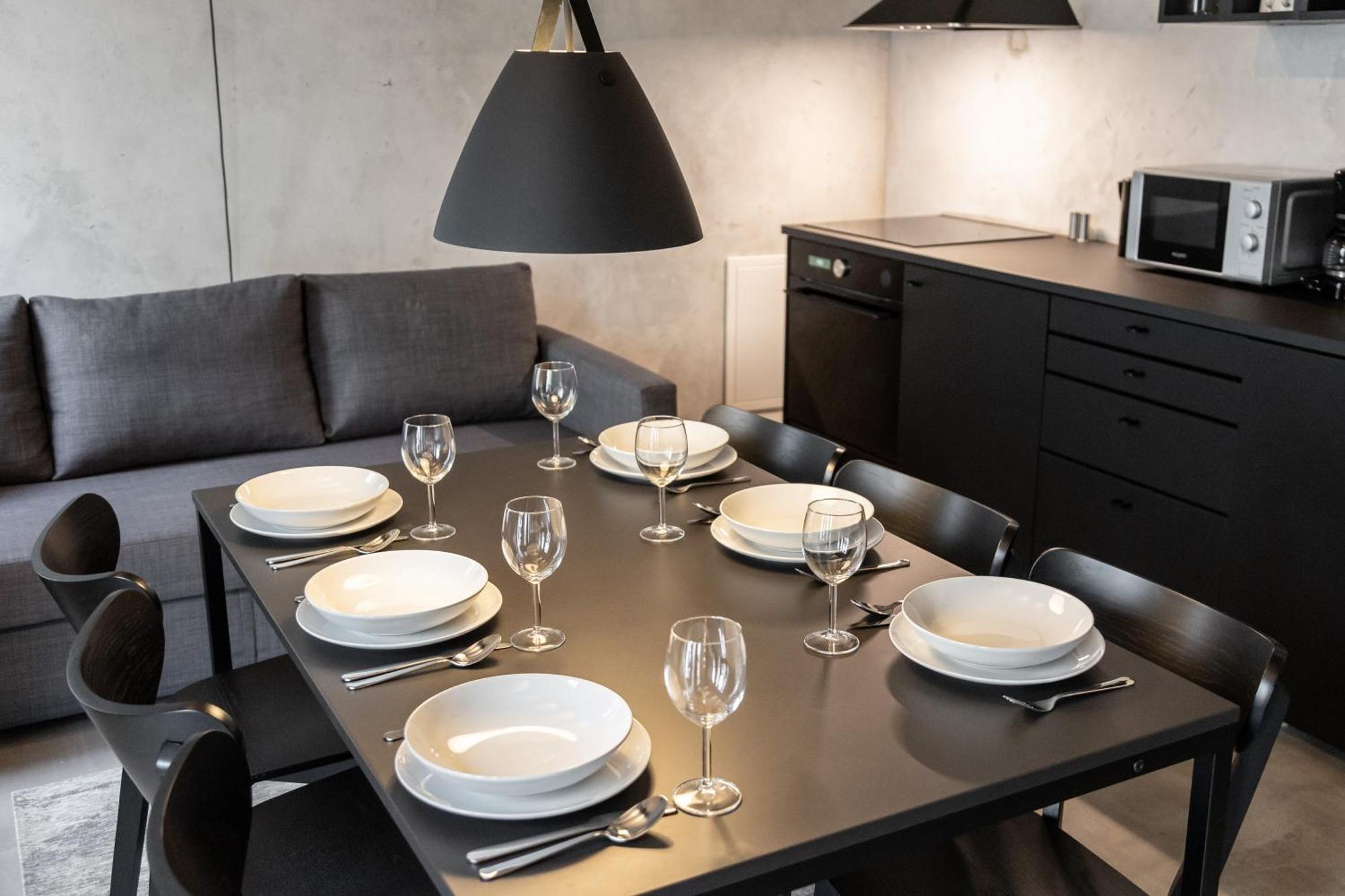 Coolest Apartment In Berlin, Easy Check-In, Close To Center, Black & White Maisonette #6 Buitenkant foto